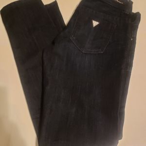 Guess skinny jeans dark wash never worn